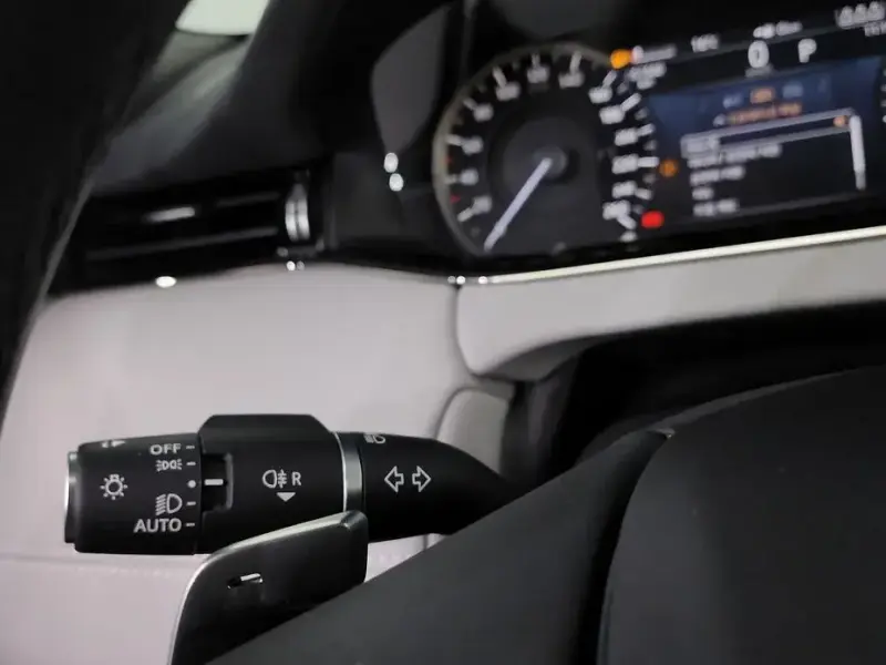 2023 Land Rover Range Rover Evoque с пробегом 51 500 км