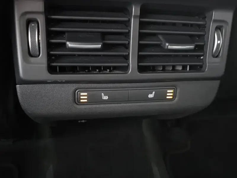 2022 Land Rover Range Rover Evoque с пробегом 49 614 км