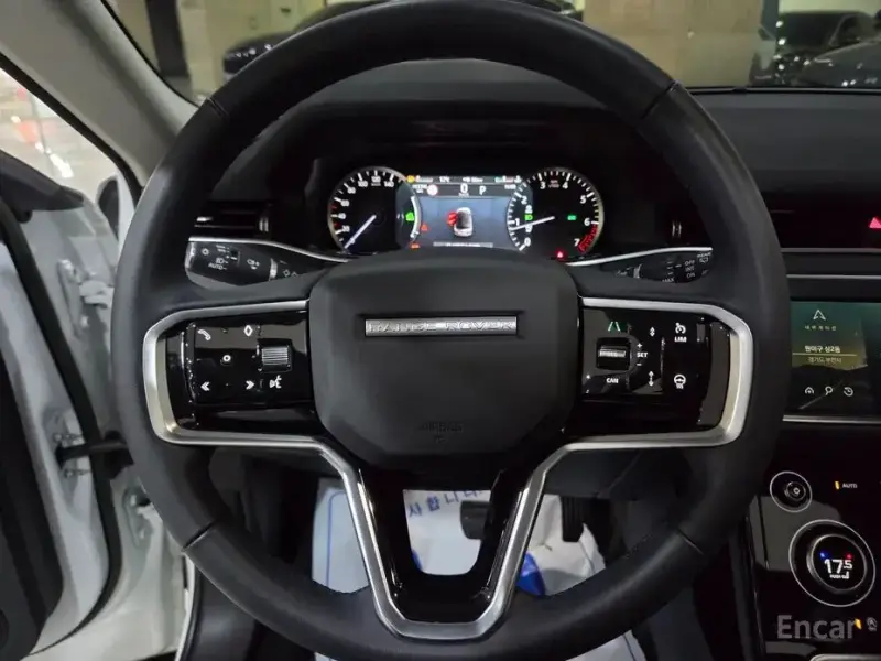 2023 Land Rover Range Rover Evoque с пробегом 63 397 км