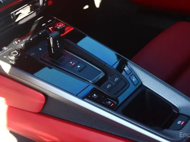 2024 Porsche 911 с пробегом 2 800 км