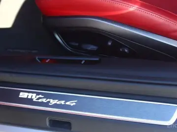 2024 Porsche 911 с пробегом 2 800 км