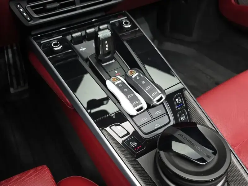 2024 Porsche 911 с пробегом 3 963 км
