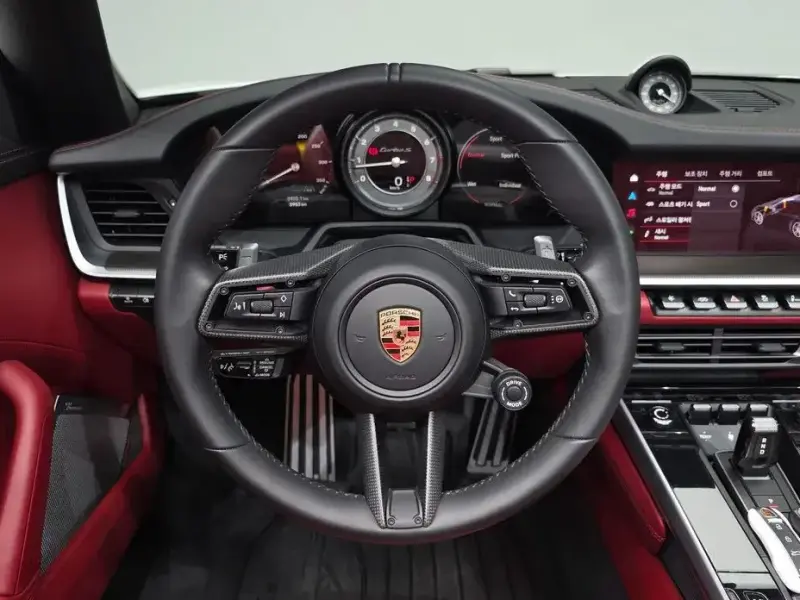 2024 Porsche 911 с пробегом 3 963 км