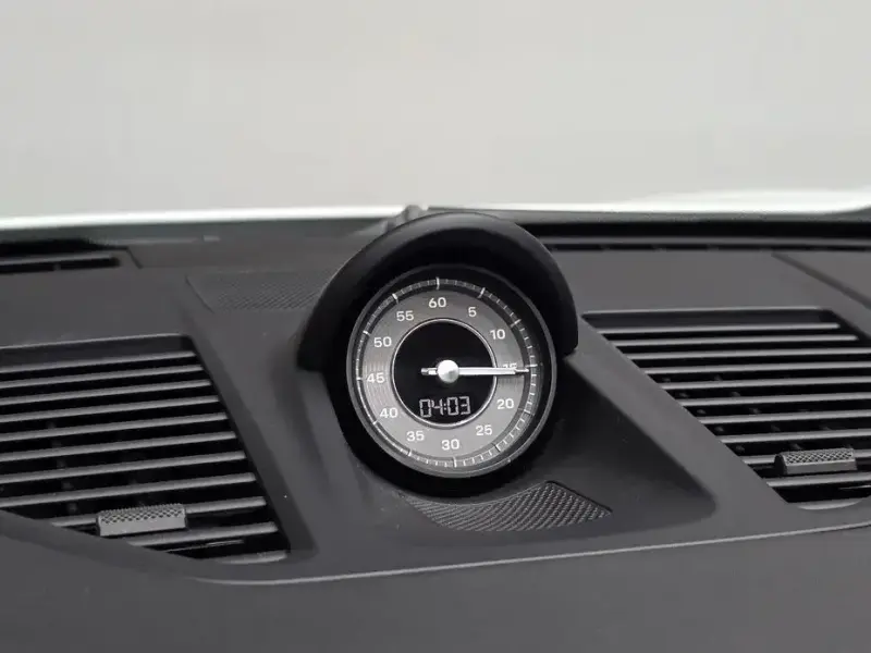 2024 Porsche 911 с пробегом 3 963 км