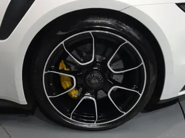 2024 Porsche 911 с пробегом 3 963 км