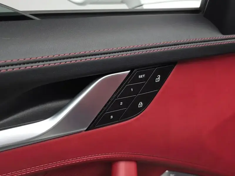 2024 Porsche 911 с пробегом 3 963 км