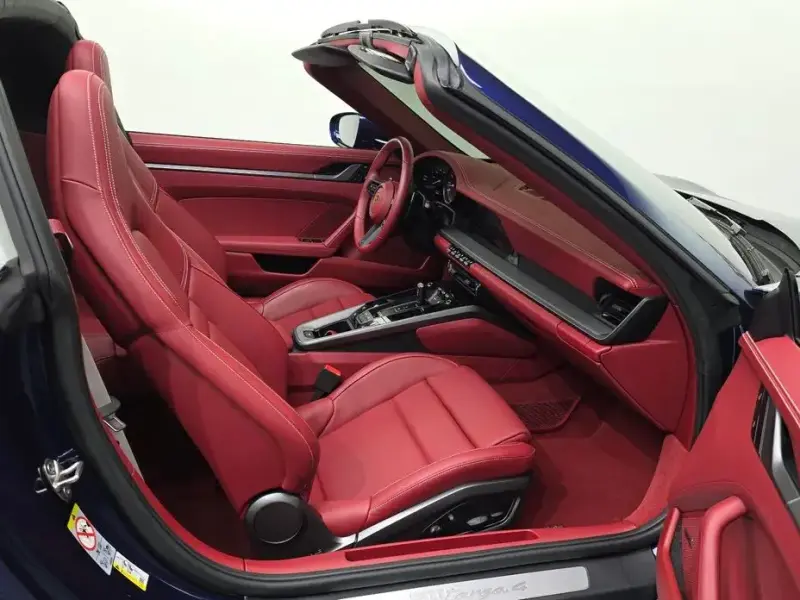 2024 Porsche 911 с пробегом 1 593 км