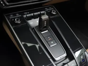 2024 Porsche 911 с пробегом 6 366 км