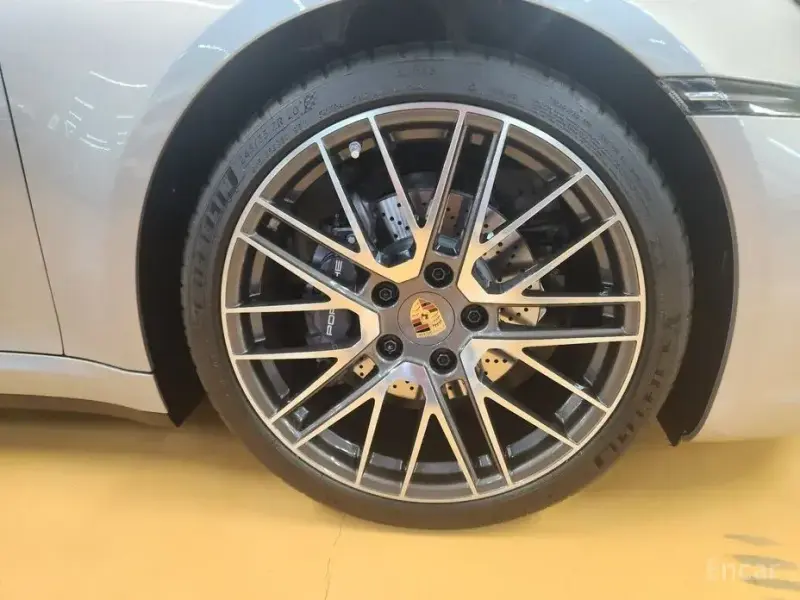 2024 Porsche 911 с пробегом 1 500 км