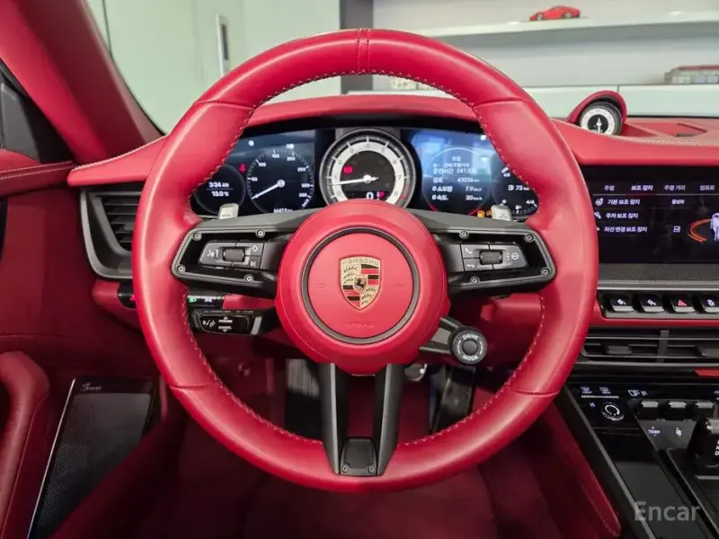 2024 Porsche 911 с пробегом 46 647 км