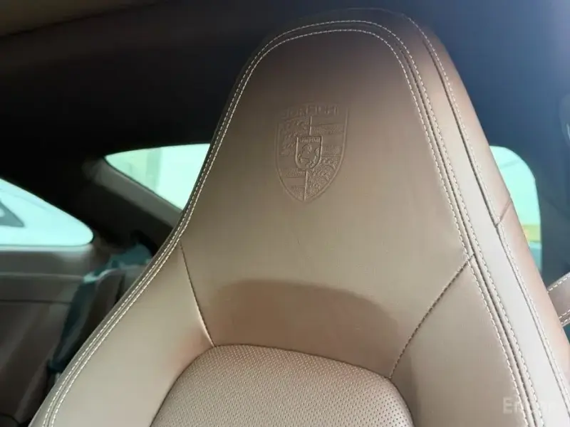 2024 Porsche 911 с пробегом 17 000 км