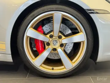 2024 Porsche 911 с пробегом 5 296 км