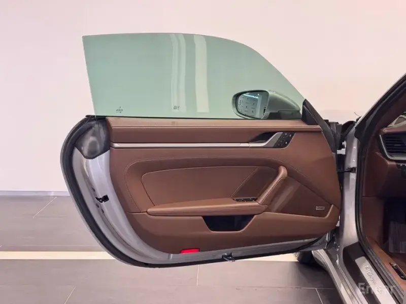 2024 Porsche 911 с пробегом 5 296 км