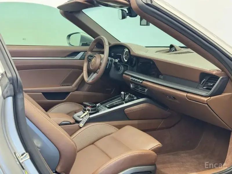 2024 Porsche 911 с пробегом 5 296 км