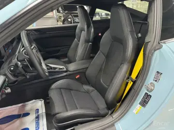 2025 Porsche 911 с пробегом 118 км
