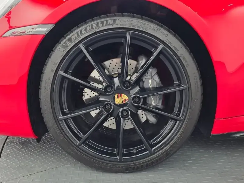 2024 Porsche 911 с пробегом 13 674 км