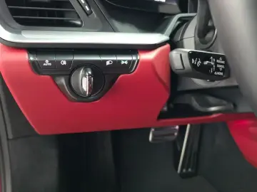 2024 Porsche 911 с пробегом 13 674 км