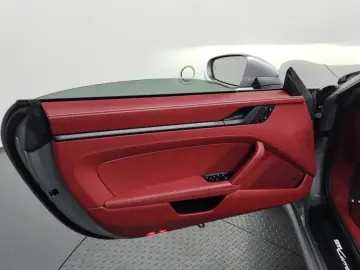 2025 Porsche 911 с пробегом 7 658 км