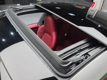 2024 Porsche 911 с пробегом 4 488 км