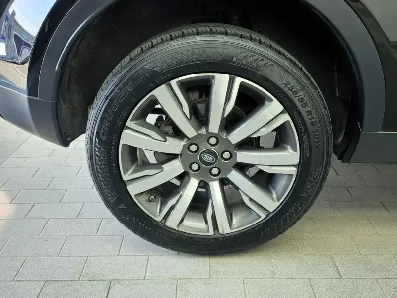 2017 Land Rover Discovery Sport с пробегом 110 108 км