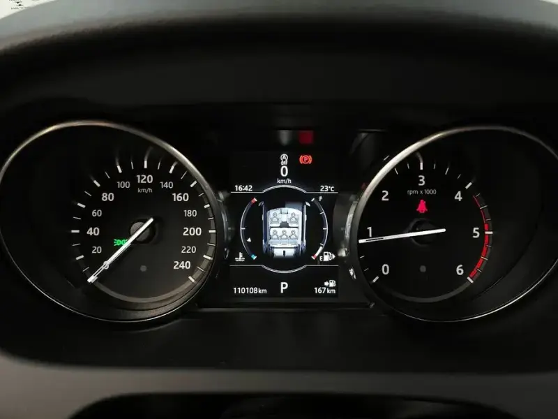 2017 Land Rover Discovery Sport с пробегом 110 108 км