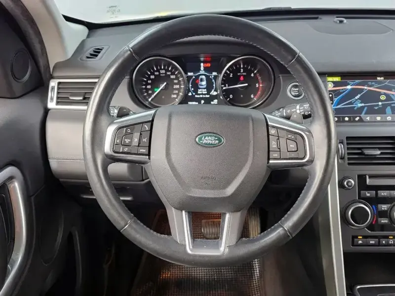 2017 Land Rover Discovery Sport с пробегом 110 108 км