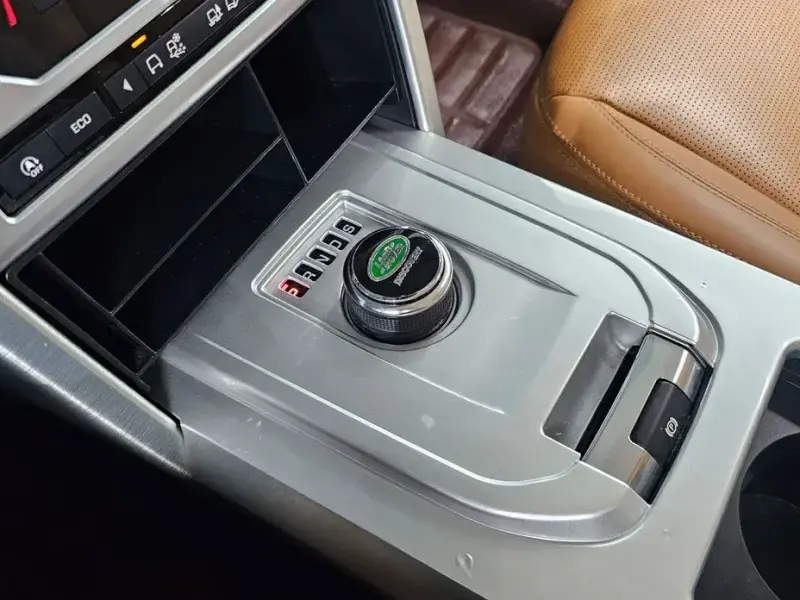 2018 Land Rover Discovery Sport с пробегом 160 624 км