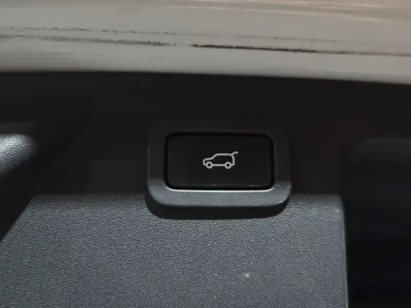 2017 Land Rover Discovery Sport с пробегом 167 695 км