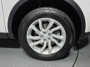 2017 Land Rover Discovery Sport с пробегом 124 103 км