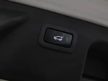 2017 Land Rover Discovery Sport с пробегом 124 103 км