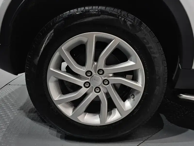 2018 Land Rover Discovery Sport с пробегом 93 483 км