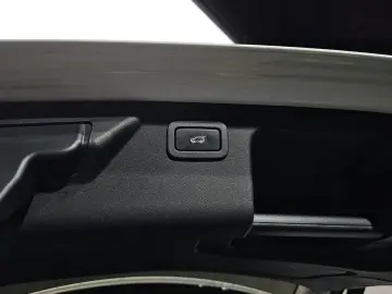 2018 Land Rover Discovery Sport с пробегом 93 483 км
