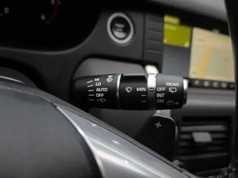 2017 Land Rover Discovery Sport с пробегом 129 237 км