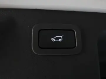 2017 Land Rover Discovery Sport с пробегом 129 237 км