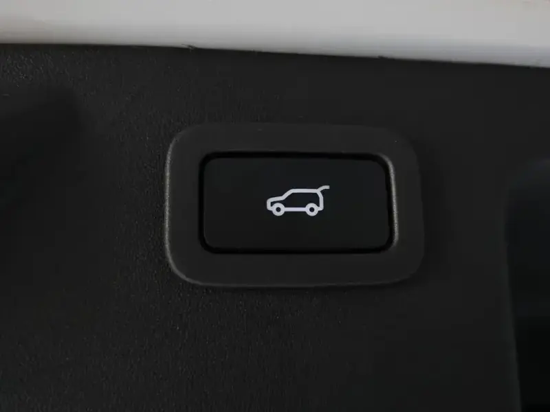 2017 Land Rover Discovery Sport с пробегом 129 237 км