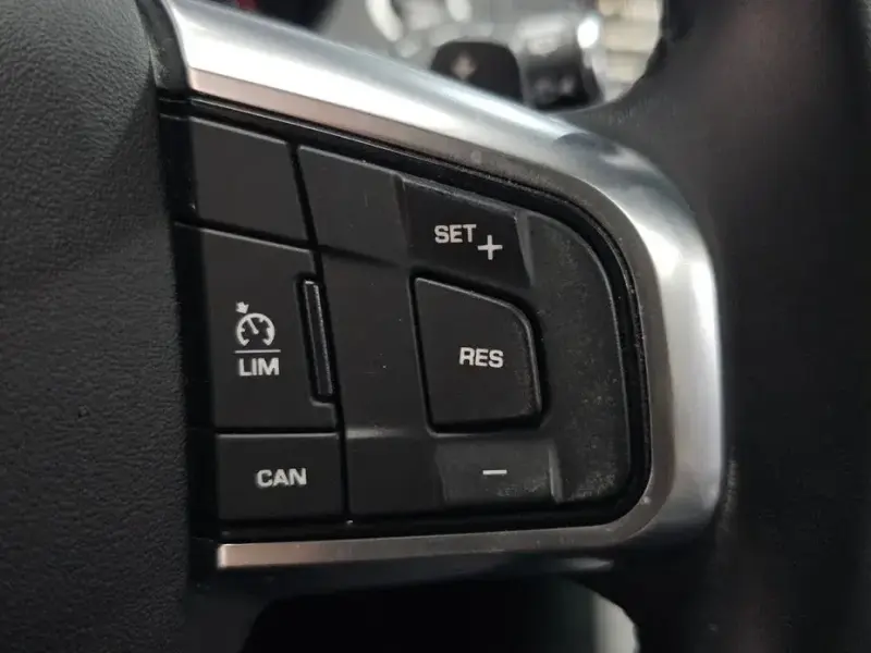 2019 Land Rover Discovery Sport с пробегом 63 603 км
