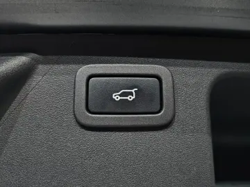 2019 Land Rover Discovery Sport с пробегом 63 603 км