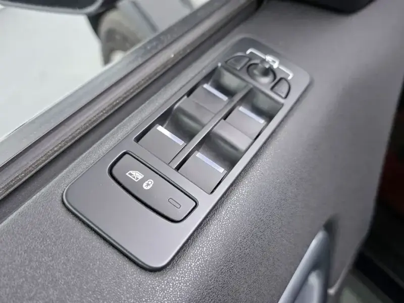 2017 Land Rover Discovery Sport с пробегом 195 128 км