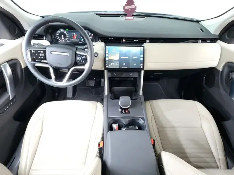 2025 Land Rover Discovery Sport с пробегом 11 406 км