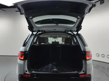 2025 Land Rover Discovery Sport с пробегом 11 406 км