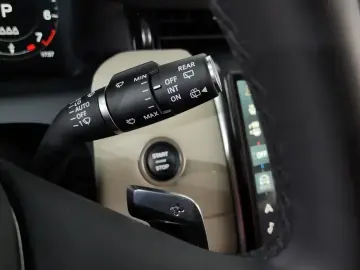 2025 Land Rover Discovery Sport с пробегом 11 406 км