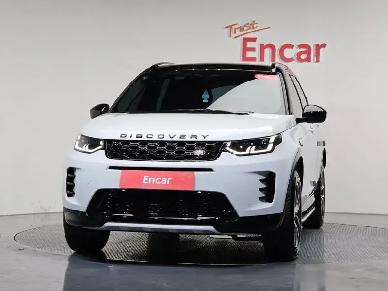 2025 Land Rover Discovery Sport с пробегом 11 535 км