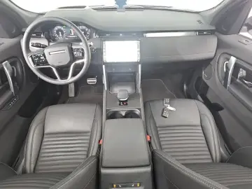 2025 Land Rover Discovery Sport с пробегом 11 535 км