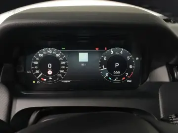 2025 Land Rover Discovery Sport с пробегом 11 535 км