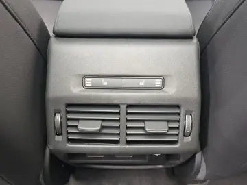 2025 Land Rover Discovery Sport с пробегом 11 535 км