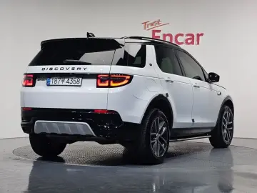 2024 Land Rover Discovery Sport с пробегом 14 523 км