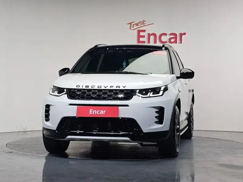 2024 Land Rover Discovery Sport с пробегом 14 523 км