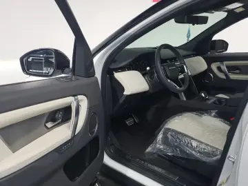 2024 Land Rover Discovery Sport с пробегом 14 523 км