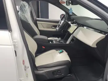 2024 Land Rover Discovery Sport с пробегом 14 523 км
