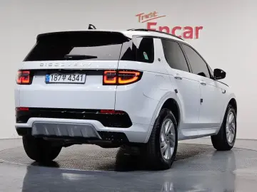 2024 Land Rover Discovery Sport с пробегом 10 647 км